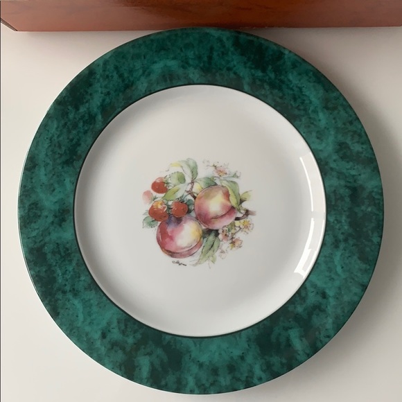 NWB Phillipe Deshoulieres Set of 4 Dessert plates - Picture 2 of 7